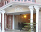 /images/Hotel_image/Srinagar/Hotel Sterling/Hotel Level/85x65/Main-entrance-Hotel-Sterling,-Srinagar.jpg